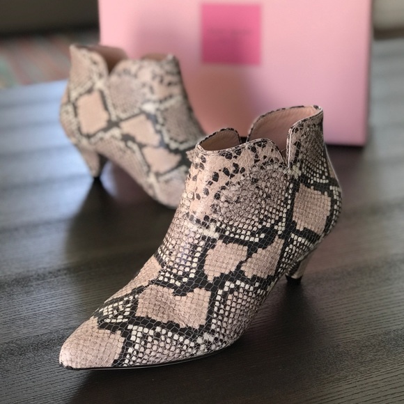 Kate Spade Raelyn (Pale Vellum) Size 6 Booties - Picture 6 of 8